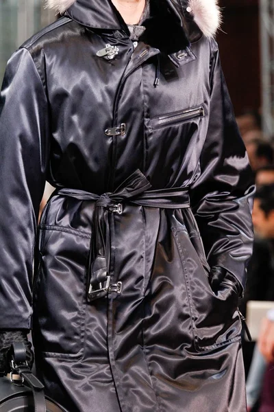 Look 76